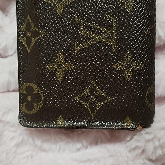 Louis Vuitton Monogram Card Holder Wallet - Picture 3 of 17